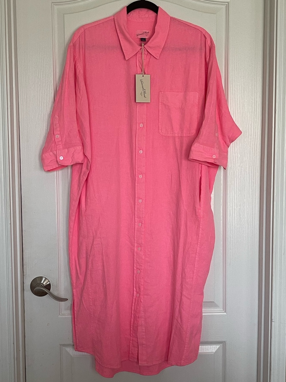 NWT Universal Thread Bubblegum Pink Linen Button-Down Casual Shirt